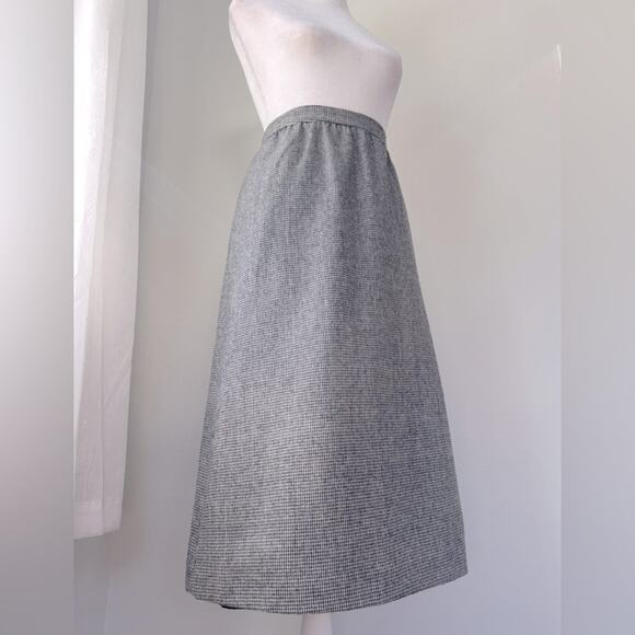 Vintage ‘80s Jonathan Logan Black & White Wool Blend Textured A-Line Midi Skirt - Picture 6 of 9